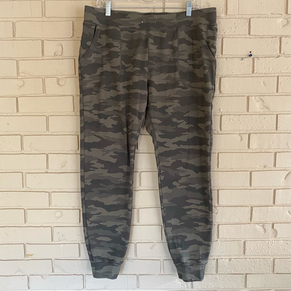 Zyia Active Green Camo Joggers  Leggings Pockets Women’s XXXL